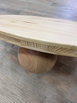 Большая подставка для горшка, диаметр 50 см, высота 10 см.