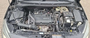 Opel Astra J Hatchback 5d 1.6 Turbo ECOTEC 180KM 2009 Opel Astra Opel Astra 1.6 Turbo Cosmo 1.6 Benzyna 180KM, zdjęcie 34