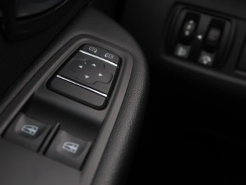 Renault Clio IV Hatchback 5d Facelifting 1.2 Energy TCe 118KM 2018 Renault Clio 1.2 TCe, Navi, Klima, Tempomat, zdjęcie 16