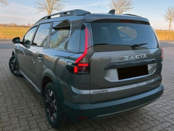 Dacia Jogger 2026 Od ręki - Journey 7-miejsc 1.8 Full Hybrid 155KM, zdjęcie 3