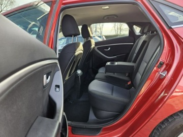 Hyundai i30 II Hatchback 5d 1.6 GDI 135KM 2015 Hyundai i30 1,6 benzyna 135KM nawigacja, zdjęcie 5