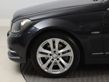 Mercedes Klasa C W204 Limuzyna 1.8 200 CGI BlueEFFICIENCY 184KM 2011 Mercedes C C 200, Salon Polska, Automat, Skóra, zdjęcie 14