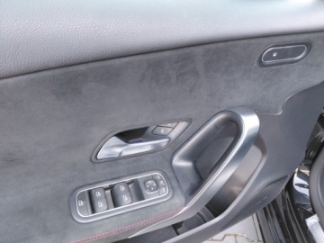 Mercedes Klasa A W177/V177 Hatchback 1.3 200 163KM 2022 Mercedes-Benz Klasa A AMG Automat Panorama Kamera Full LED 1.3 Benzyna, zdjęcie 8