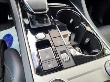 Volkswagen Touareg III SUV 4.0 V8 TDI SCR 422KM 2019 Touareg R-LINE * V8 4,0l diesel 421KM*Salon PL*Bezwypadkowy* ASO*VAT23, zdjęcie 18