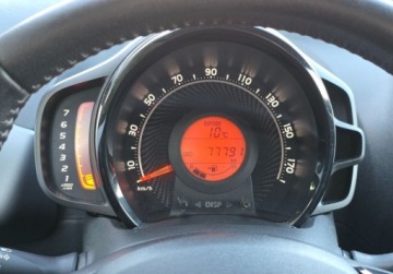 Toyota Aygo II Hatchback 3d Facelifting 1.0 VVT-i 72KM 2021 Toyota Aygo Toyota Aygo 1.0 VVT-i X-play Benzyna 72KM, zdjęcie 9