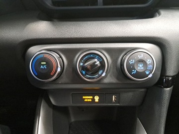 Toyota Yaris IV Hatchback 1.5 Dynamic Force 125KM 2021 Toyota Yaris 1,5-Dual-VVT-iE IV (2020-) Toyota Yar, zdjęcie 23