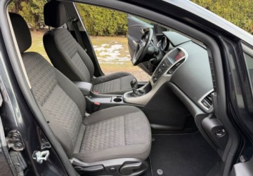 Opel Astra J Sports Tourer Facelifting 1.4 Turbo ECOTEC 140KM 2013 Opel Astra 1,4 TURBO 140KM Climatronic Xenon LED Navi Bezwypadkowy Serwis, zdjęcie 27