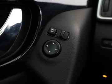 Nissan Qashqai II Crossover Facelifting 1.3DIG-T 140KM 2019 Nissan Qashqai navi klima auto grzane fotele, zdjęcie 32