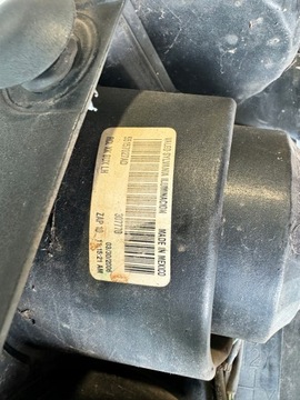 JEEP COMMANDER XK SVĚTLO LEVÝ ZADNÍ OK