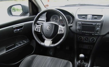 Suzuki Swift V 2015 Suzuki Swift GWARANCJA, 2016r, 1.2 Benzyna 90KM, Niski przebieg, Ladnie ut, zdjęcie 10