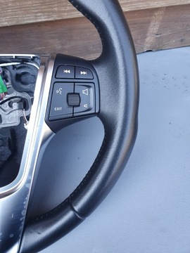 МНОГОФУНКЦИОНАЛЬНОЕ РУЛЕВОЕ КОЛЕСО VOLVO XC60