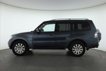 Mitsubishi Pajero IV SUV 5d 3.2 Di-DC 170KM 2007 Mitsubishi Pajero 3.2 DI-D, 167 KM, 4X4, Automat, zdjęcie 2
