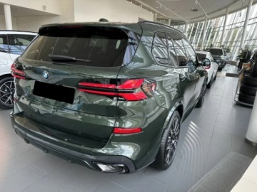 BMW X5 G05 SUV Facelifting 3.0 40d 352KM 2026 BMW X5 xDrive40d Sport Suv 3.0 (352KM) 2026, zdjęcie 1
