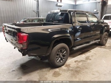 Toyota Tacoma II 2023 Toyota Tacoma sr5, 2023r., 4x4, 3.5L 3.5 Benzyna 278KM, zdjęcie 3