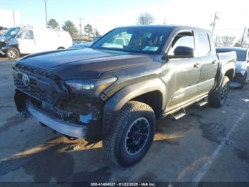 Toyota Tacoma II 2024 Toyota Tacoma 2024r., TRD OFF ROAD, od ubezpieczalni 2.4 Benzyna 278KM, zdjęcie 2