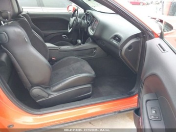 Dodge Challenger III 2019 Dodge Challenger RT Scat Pack Widebody 2019 6.4l 6.4 Benzyna 485KM, zdjęcie 9