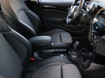 Mini Mini F56 Hatchback 3d Facelifting II Cooper 136KM 2022 MINI 5-door Cooper, Salon Polska, 1. Właściciel, zdjęcie 8