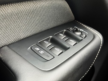 Volvo XC60 II Crossover Plug-In Facelifting 2.0 T6 350KM 2024 Volvo XC 60 XC60 T6 Plug-In | AWD | Ultra Dark | a, zdjęcie 33