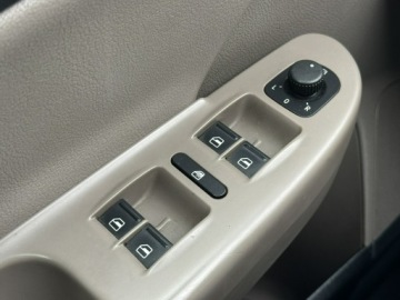 Volkswagen Passat B6 Variant 1.8 TSI 160KM 2008 Volkswagen Passat Variant 1.8 TSI 160KM Highline, zdjęcie 12