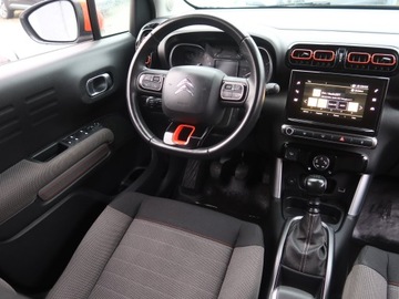 Citroen C3 Aircross  I Crossover 1.2 PureTech 131KM 2017 Citroen C3 Aircross 1.2 PureTech, Salon Polska, zdjęcie 6