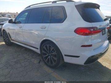BMW X7 2021 BMW X7 M50i 2021 4.4 Benzyna 523KM, zdjęcie 3