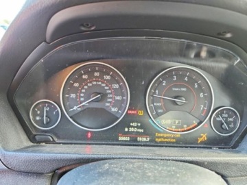 BMW Seria 3 F30-F31-F34 2016 BMW Seria 3 2016 BMW 328 XI SULEV 2.0 Benzyna 240KM, zdjęcie 9