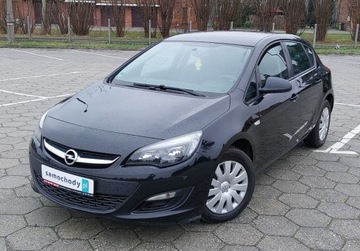 Opel Astra J Hatchback 5d Facelifting 1.6 Twinport ECOTEC 115KM 2015 Opel Astra 1,6 Benz Klima 5 Drzwi Bezwypadk...