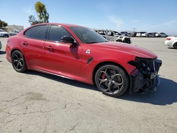 Alfa Romeo Giulia II 2022 Alfa Romeo Giulia Quadrifoglio 2022 2.9l 2.9 Benzyna 505KM, zdjęcie 4