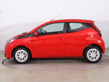 Toyota Aygo II Hatchback 3d Facelifting 1.0 VVT-i 72KM 2021 Toyota Aygo 1.0 VVT-i, Salon Polska, Automat, zdjęcie 2