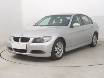BMW Seria 3 E90-91-92-93 Limuzyna E90 318d 122KM 2007 BMW 3 318 d, Navi, Xenon, Klima, Klimatronic, zdjęcie 1