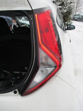 LAMPA PRAWA TYŁ TOYOTA AYGO II LIFT 2020R EUROPA