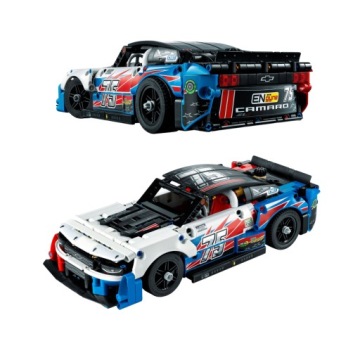 LEGO Technic Chevrolet Camaro ZL1 42153 + подарочный пакет