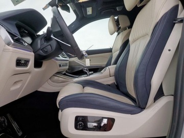 BMW X7 2022 BMW X7 M50I 2022 4.4l 4.4 Benzyna 523KM, zdjęcie 7
