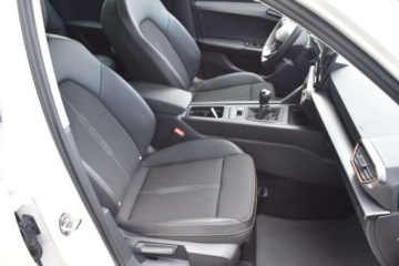 Cupra Leon II Hatchback 1.5 TSI 150KM 2023 Cupra Leon SalonPL 150KM TSI Pakiet ZimowySchowkow BeatsAudio Podgrz.Fotel, zdjęcie 32