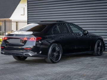 Mercedes Klasa E W214 Sedan 2.0 220d 197KM 2026 E Klasa 220 d 4-Matic AMG 2.0 (197KM) 2026, zdjęcie 5