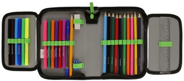 ФУТБОЛКА ДЛЯ КАРАНДА С ДВУМЯ КРУГАМИ И ФУТБОЛЬНОЙ ИНВЕНТАРЬЮ