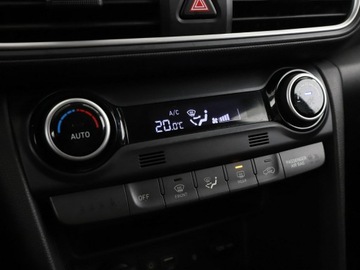 Hyundai Kona I Crossover 1.0 T-GDI 120KM 2018 Hyundai Kona klima auto navi kamera i czujniki, zdjęcie 26