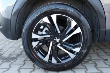 Peugeot 2008 II SUV 1.2 PureTech 130KM 2023 Peugeot 2008 Allure, zdjęcie 6