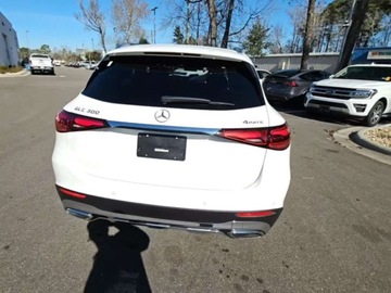 Mercedes GLC C254/X254 2026 Mercedes-Benz GLC 300 4Matic 2026 2.0 Benzyna 255KM, zdjęcie 3