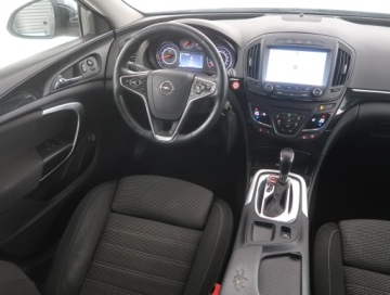 Opel Insignia I Country Tourer 2.0 CDTI Ecotec 170KM 2016 Opel Insignia 2.0 CDTI, 167 KM, Automat, Xenon, zdjęcie 6