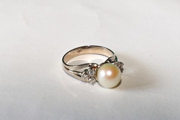 Złoty pierścionek 585 14K perła diamenty