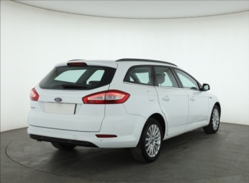 Ford Mondeo IV Kombi 1.6 Duratorq TDCi 115KM 2013 Ford Mondeo 1.6 TDCi, Navi, Klima, Klimatronic, zdjęcie 4
