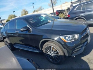 Mercedes GLC C254/X254 2022 Mercedes-Benz GLC 300 2022 2.0 Benzyna 255KM, zdjęcie 7