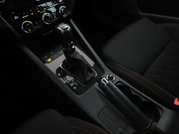 Skoda Octavia III RS Kombi Facelifting 2.0 TDI 184KM 2017 Škoda Octavia Skoda Octavia navi klima auto, zdjęcie 27