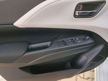 Suzuki Swift VII 1.2 DualJet mild Hybrid 82KM 2024 Suzuki Swift 1.2 Hybryda 83KM, zdjęcie 9