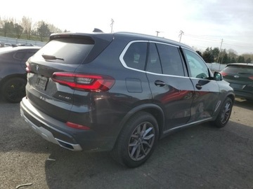 BMW X5 G05 2022 BMW X5 XDrive40I 2022 3.0l 3.0 Benzyna 335KM, zdjęcie 3