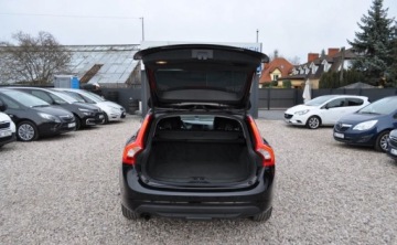 Volvo V60 I Kombi 2.0 D3 163KM 2013 Volvo V60 2.0 D4 165 km Automat nawigacja 2.0 Diesel 163KM, zdjęcie 32