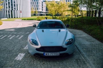 Aston Martin 2015 Aston Martin V8 Vantage