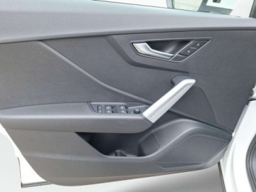 Audi Q2 SUV 1.4 TFSI COD Ultra 150KM 2017 Audi Q2 Side Assist, Kamera cofania 1.4 Benzyna 150KM, zdjęcie 13