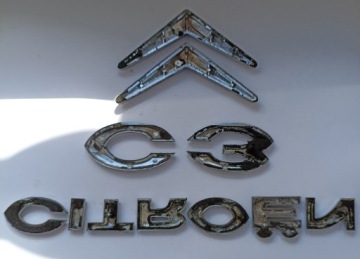 Надпись на эмблеме Citroen C3